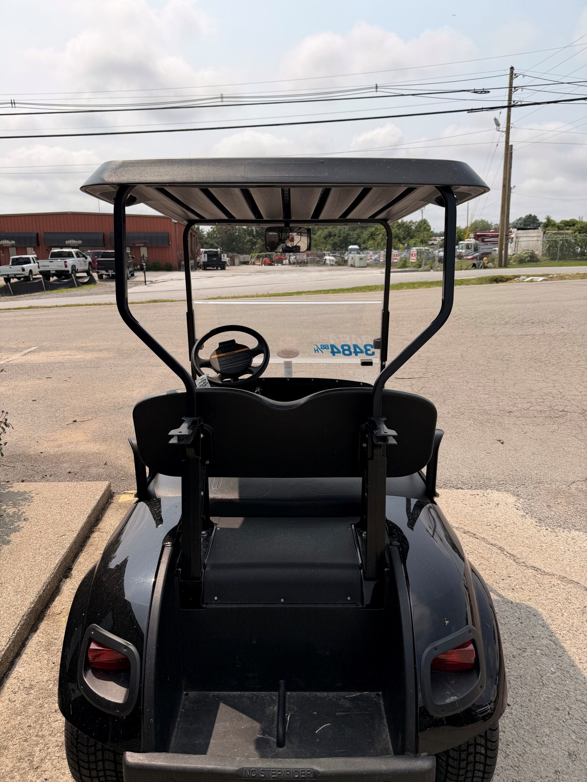 2018 EZGO Valor photo 4