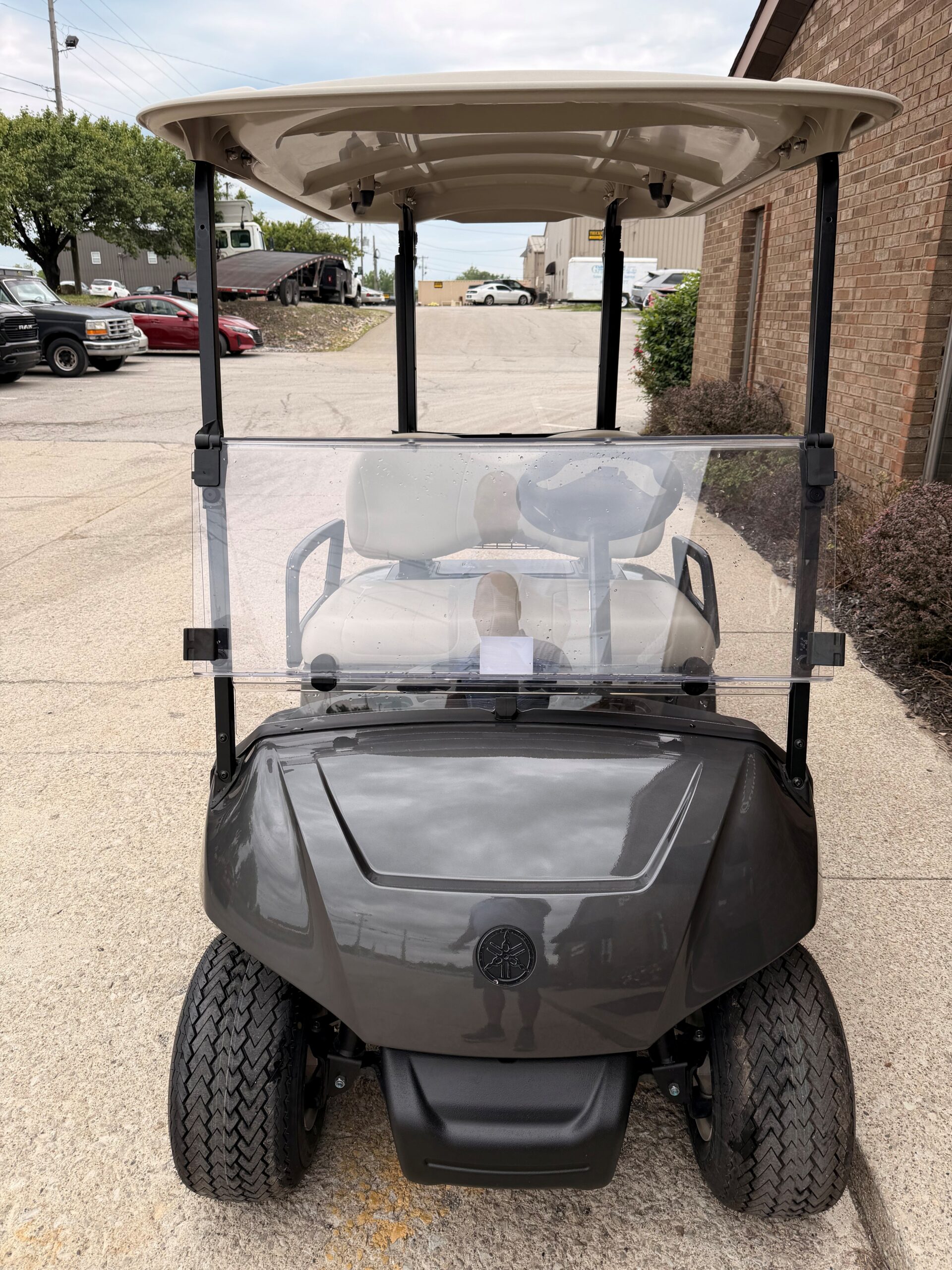 2026 Yamaha DR2 Lithium-ion AC Electric Golf Car Carbon Louisville - Image 2